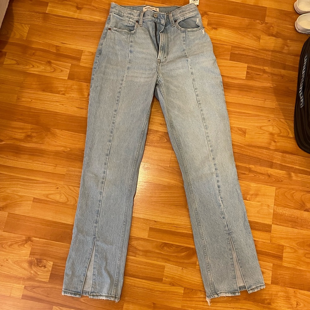 Abercrombie 90s Straight Curve Love High Rise Split Hem Jeans